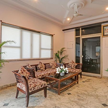 Hotel Collection O Premier Near Hazratganj Lucknow Exterior foto